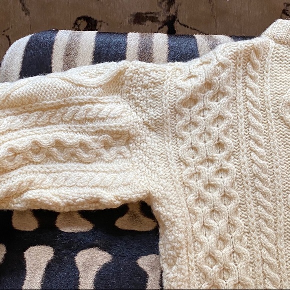 Vintage Knit sweater hand made in England - Picture 8 of 10